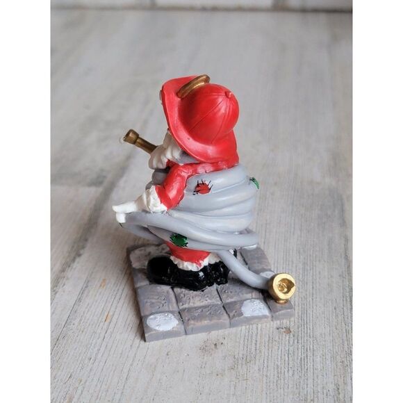 Santa Claus firefighter hose wrapped up Village accessory Xmas figure - Picture 4 of 7